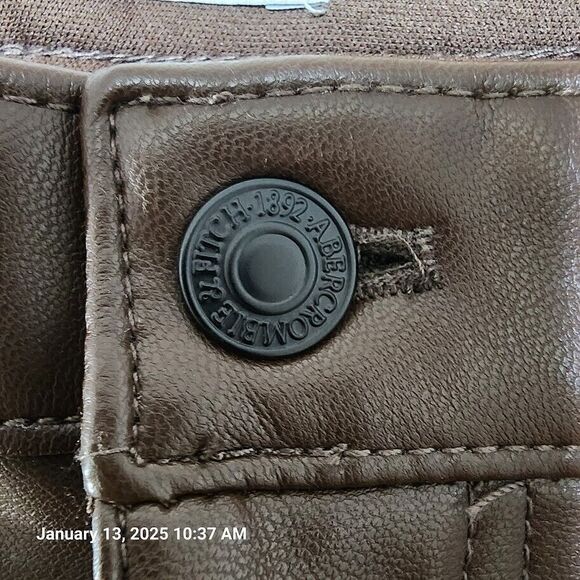 Abercrombie & Fitch Pants 90’s Straight Ultra High Rise Vegan Leather Women's 30 - Picture 7 of 10